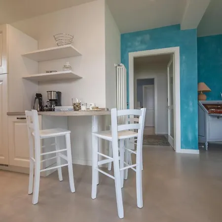 Appartement Sleeps 4 *